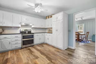 1577 Woodcroft Dr, Fort Mill, SC 29708 - Photo 11