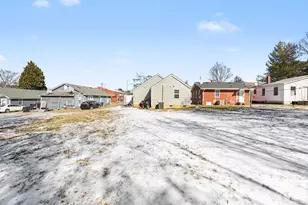 1329 W Bank St, Salisbury, NC 28144 - Photo 27