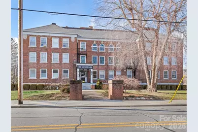 622 S Haywood Street #107, Waynesville, NC 28786 - Photo 1