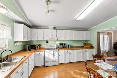 3359 Roundcliff Drive, Concord, NC 28025 - Photo 7