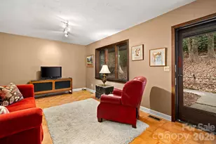 45 Cresent Dr, Hendersonville, NC 28739 - Photo 7