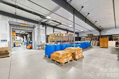 110 Commercial Boulevard, Flat Rock, NC 28731 - Photo 25