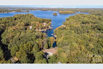 136 Lakeview Shores Loop, Mooresville, NC 28117 - Photo 23