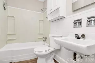 4919 Raymond Pl, Charlotte, NC 28205 - Photo 13