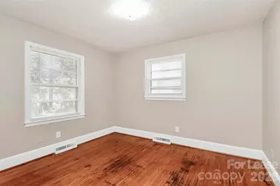 4919 Raymond Place, Charlotte, NC 28205 - Photo 11