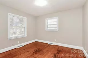 4919 Raymond Pl, Charlotte, NC 28205 - Photo 11