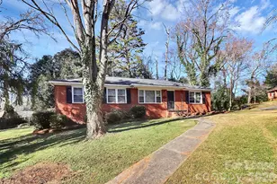 4919 Raymond Pl, Charlotte, NC 28205 - Photo 3