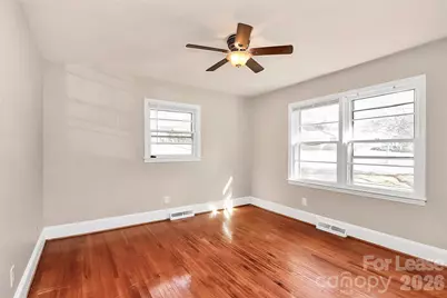 4919 Raymond Place, Charlotte, NC 28205 - Photo 9