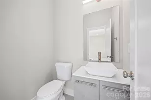 840 E 18th St, Charlotte, NC 28205 - Photo 9