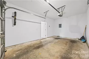 840 E 18th St, Charlotte, NC 28205 - Photo 5