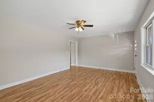 19 Browndale Rd, Asheville, NC 28805 - Photo 9