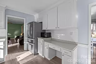 1250 Edgewood Ct, Salisbury, NC 28147 - Photo 7