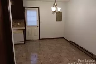 304 Kristin Ln, Hudson, NC 28638 - Photo 1