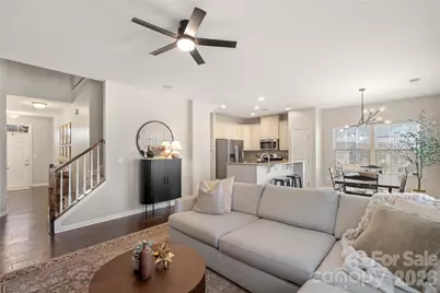 1845 Fleetwood Drive, Charlotte, NC 28208 - Photo 11