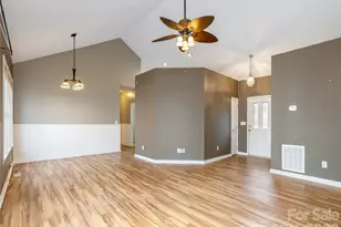 45 Poplar Creek Dr, Asheville, NC 28805 - Photo 7