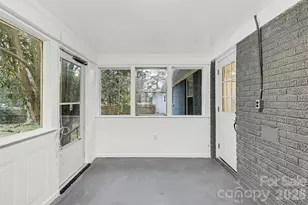 5448 Kinsale Ln, Charlotte, NC 28215 - Photo 15