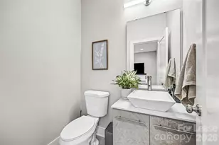 840 E 18th St, Charlotte, NC 28205 - Photo 17