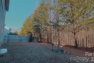 7736 Ponderosa Pine Ln, Charlotte, NC 28215 - Photo 35