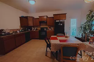 7736 Ponderosa Pine Ln, Charlotte, NC 28215 - Photo 7