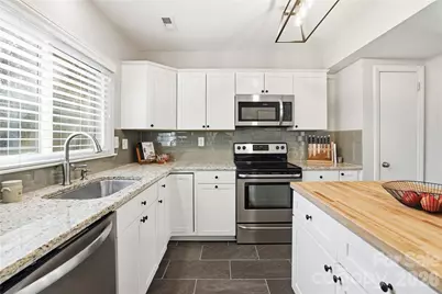 6409 Montpelier Road, Charlotte, NC 28210 - Photo 21