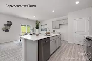 2062 10th St SE, Hickory, NC 28602 - Photo 11