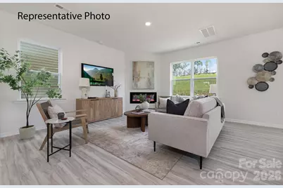 2062 10th Street SE, Hickory, NC 28602 - Photo 3