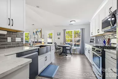 109 N Sunberry Trail, Fletcher, NC 28732 - Photo 5