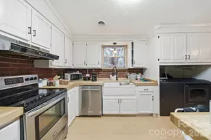 140 29th Ave Dr NW, Hickory, NC 28601 - Photo 13