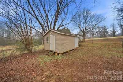 140 29th Avenue Drive NW, Hickory, NC 28601 - Photo 33