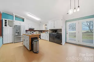 140 29th Ave Dr NW, Hickory, NC 28601 - Photo 11