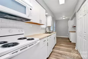 11013 Park Rd, Charlotte, NC 28226 - Photo 15