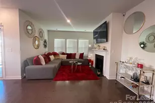 11838 Red Leaf Dr, Charlotte, NC 28215 - Photo 5