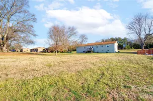 2106 S Post Rd, Shelby, NC 28152 - Photo 7