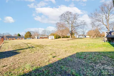 2106 S Post Road, Shelby, NC 28152 - Photo 3