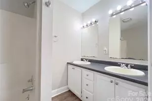 5313 Abbywood Ln, Charlotte, NC 28269 - Photo 9