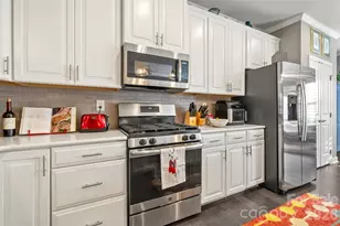 2023 Sage Park Dr, Charlotte, NC 28217 - Photo 11