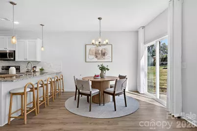 539 Dawn Circle, Charlotte, NC 28213 - Photo 5