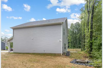 539 Dawn Circle, Charlotte, NC 28213 - Photo 29