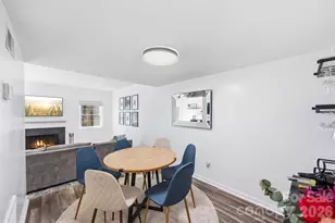 3617 Maple Glen Ln, Charlotte, NC 28226 - Photo 5