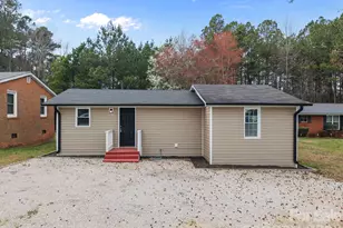319 N Arnold St, Pageland, SC 29728 - Photo 1