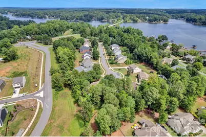 134 Lakeshore Hills Drive, Mooresville, NC 28117 - Photo 33