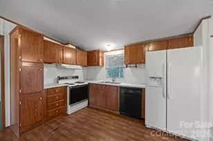 102 Scotts Cove Rd, Nebo, NC 28761 - Photo 29