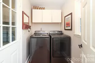 6128 Greystone Dr, Matthews, NC 28104 - Photo 23