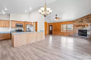 114 Woodstock Ln, Rutherfordton, NC 28139 - Photo 13