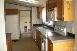 67 Earwood Rdg Rd, Fairview, NC 28730 - Photo 5