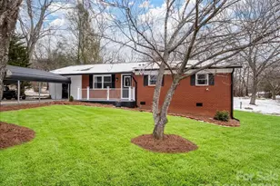 2563 Marble St, Newton, NC 28658 - Photo 3