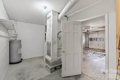 239 13th Avenue Place NW #16, Hickory, NC 28601 - Photo 25