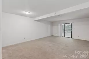 239 13th Ave Pl NW, Hickory, NC 28601 - Photo 9