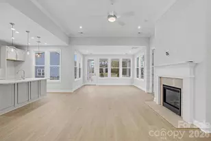 1095 Wylie Fls Ln, York, SC 29745 - Photo 9