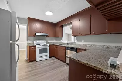 7129 Walnut Wood Drive, Charlotte, NC 28227 - Photo 5